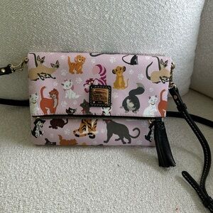 Disney Dooney & Bourke Disney Cat Foldover Crossbody purse